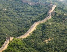Descubre la impresionante Montaña Jiuhua: La mejor guía para hacer una caminata inolvidable