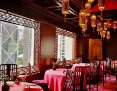Descubre el lujo y la elegancia del Hotel Mandarin Oriental Hong Kong: la joya de la ciudad