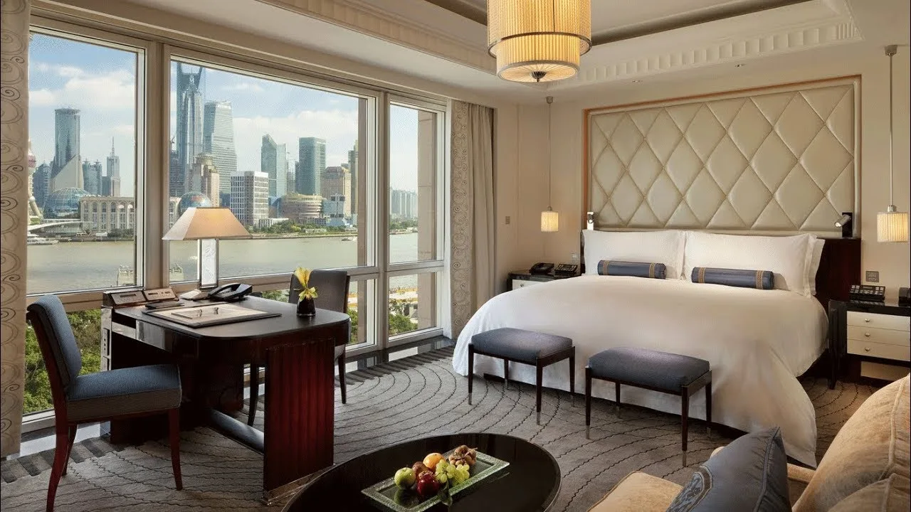 Descubre la elegancia y lujo del Hotel The Peninsula Shanghai: La mejor opción para tu estadía en China