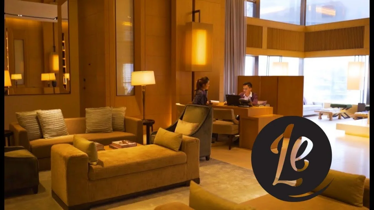 Descubre el lujo y la elegancia del Hotel The Upper House en Hong Kong: Una experiencia inolvidable